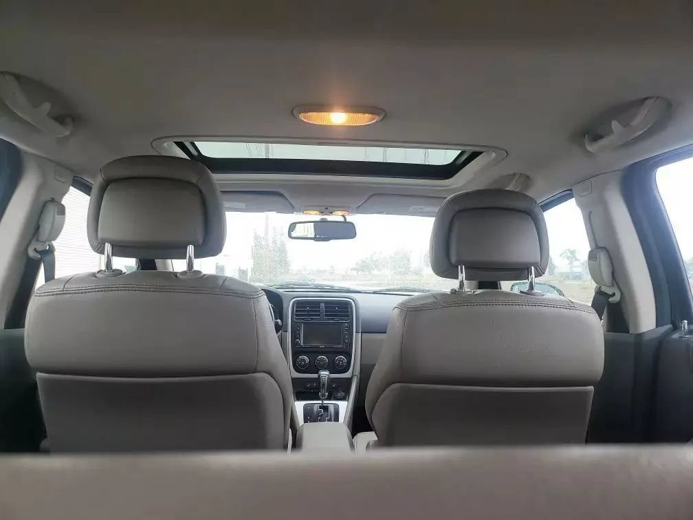 Used 2011 Dodge Caliber Uptown FWD image 26