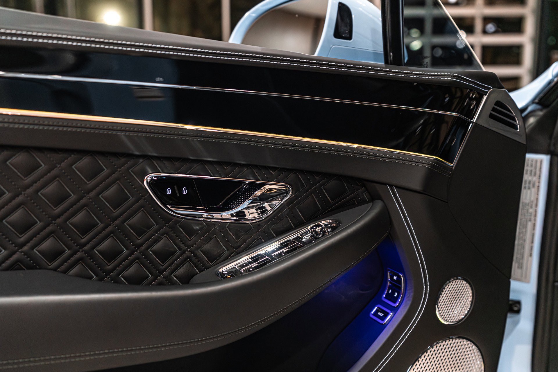 Used 2024 Bentley Continental GT S image 31