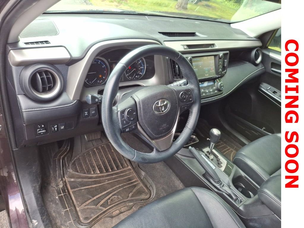 Used 2016 Toyota RAV4 Limited w/ Advanced Technology Package AWD/4WD image 10