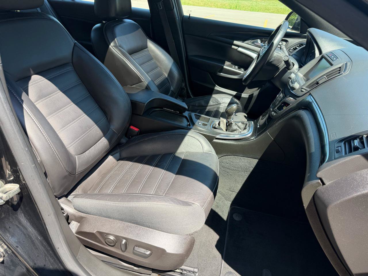 Used 2014 Buick Regal GS FWD image 28
