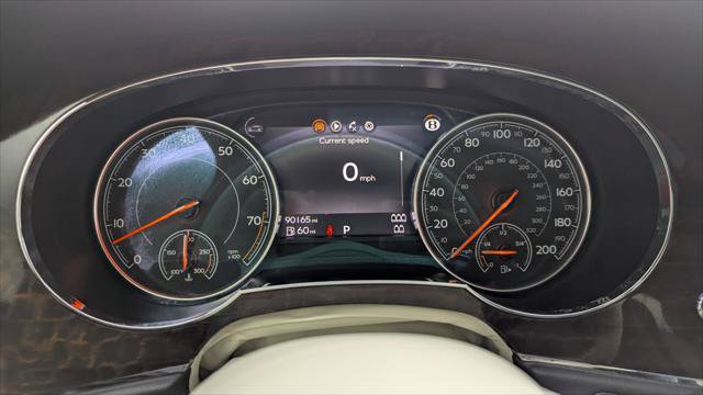 Used 2019 Bentley Bentayga AWD/4WD image 26