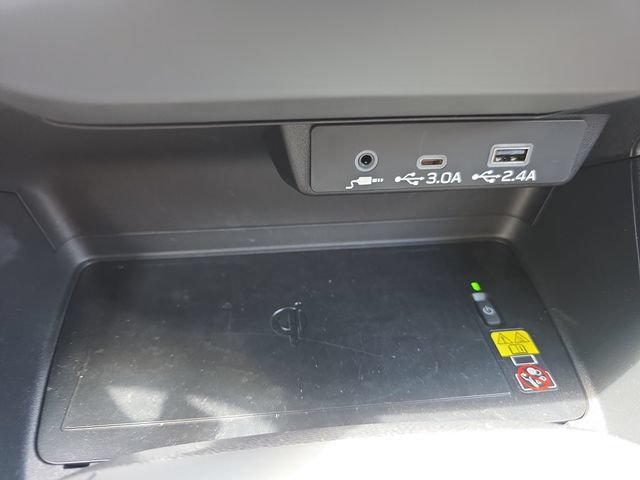 Certified 2026 Subaru Crosstrek 2.5i Limited w/ Crosstrek Mirror Package AWD/4WD image 17