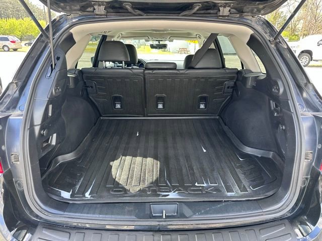 Used 2017 Subaru Outback 2.5i Limited image 8