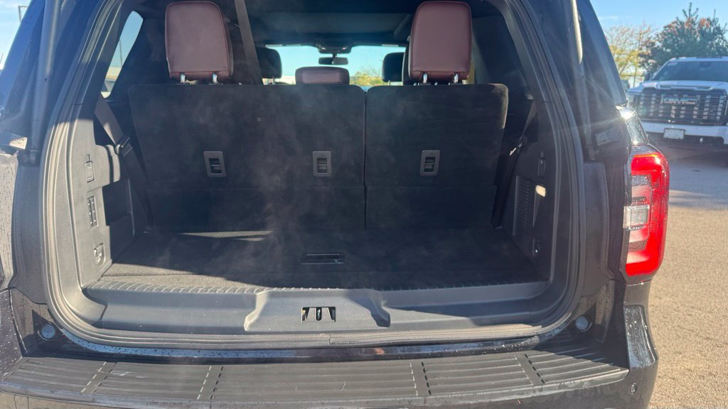 Used 2022 Ford Expedition Limited AWD/4WD image 4
