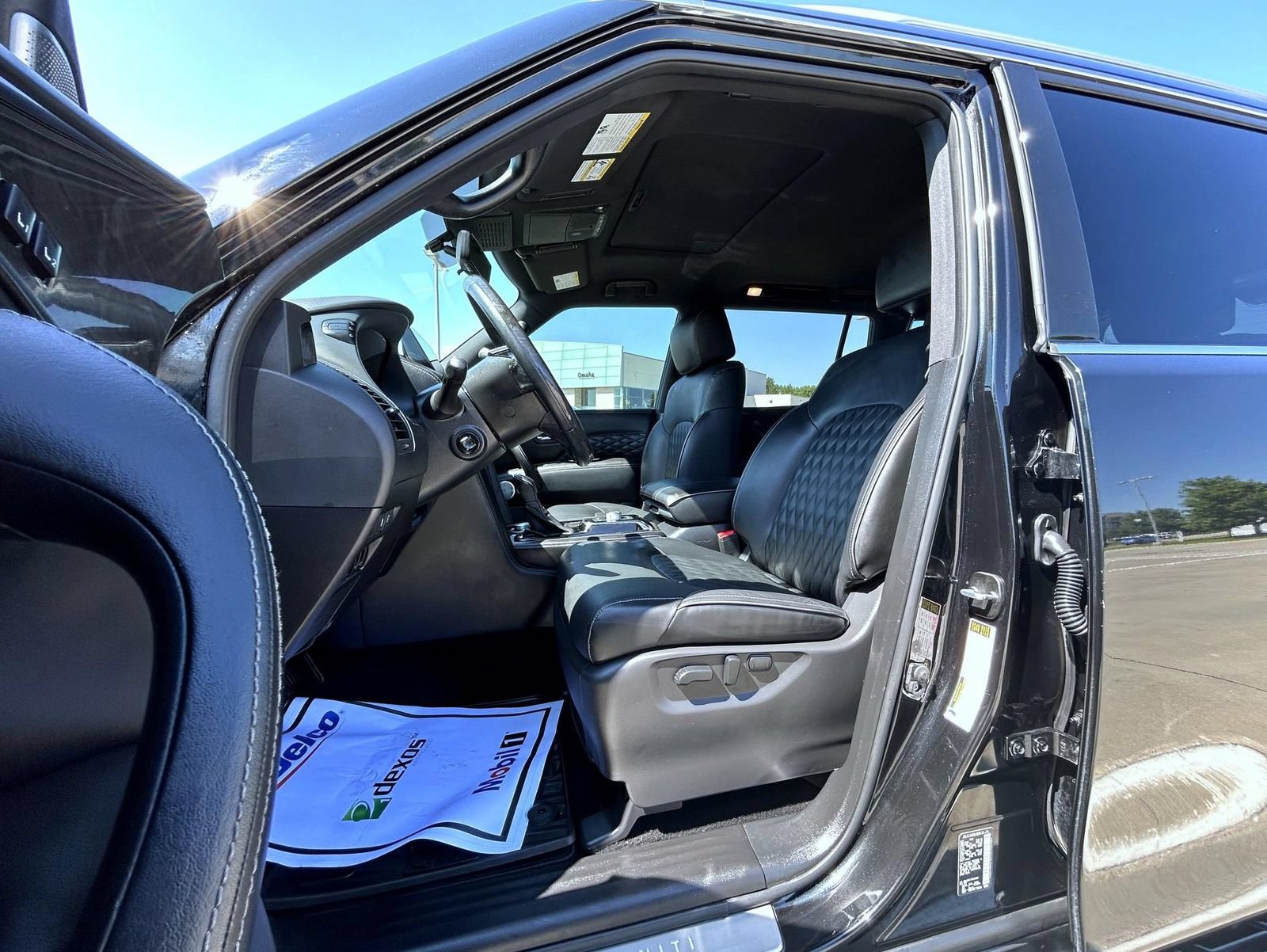 Certified 2023 INFINITI QX80 Sensory w/ All-Season Package AWD/4WD image 10
