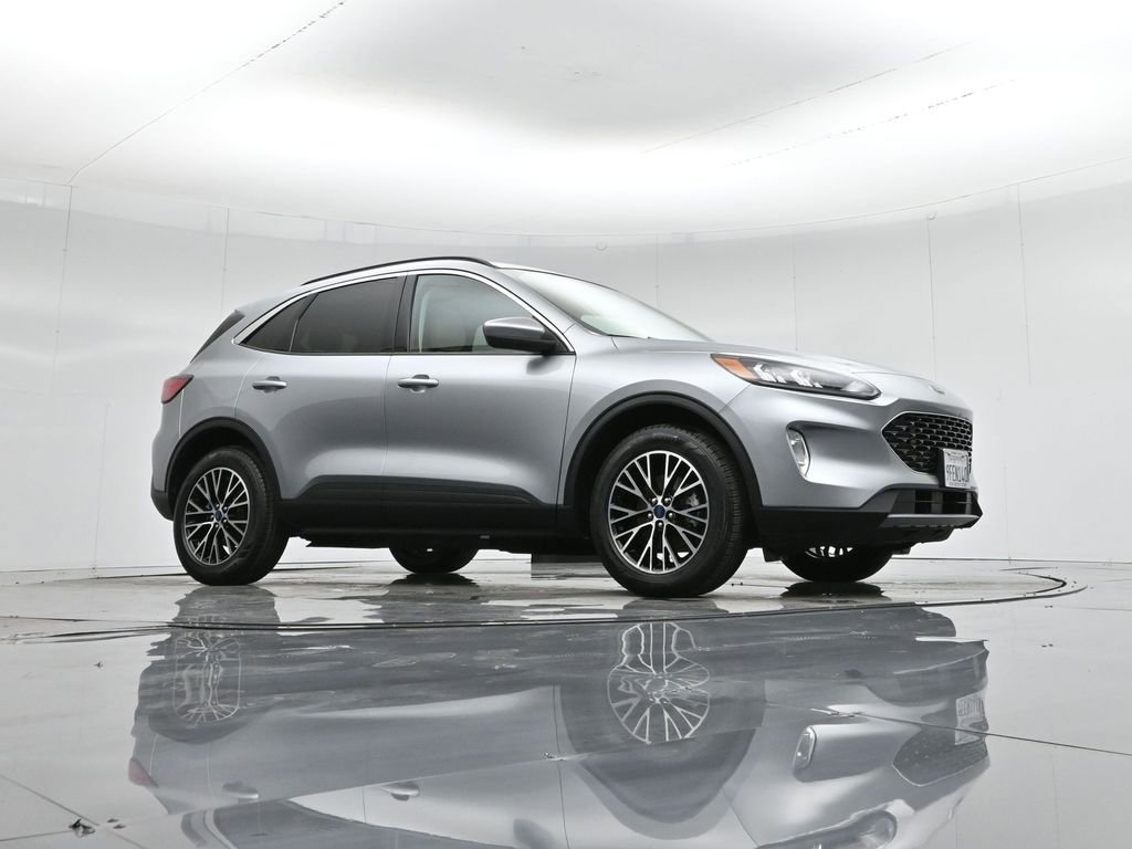 Certified 2022 Ford Escape SEL image 4