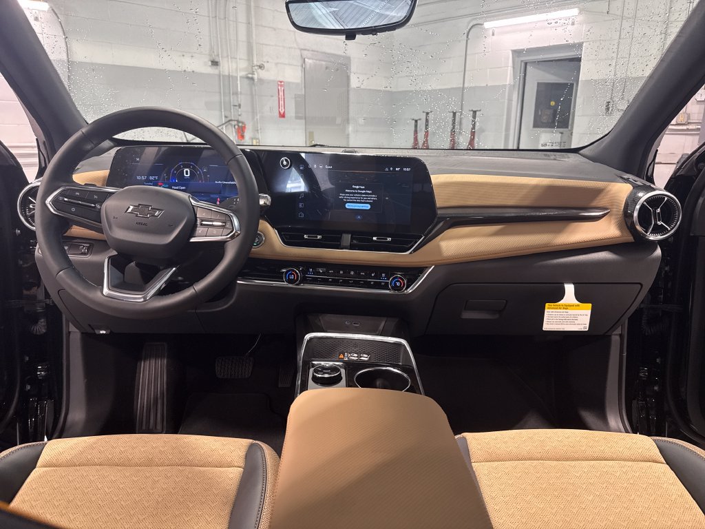 New 2026 Chevrolet Equinox ACTIV w/ Convenience Package III FWD image 36