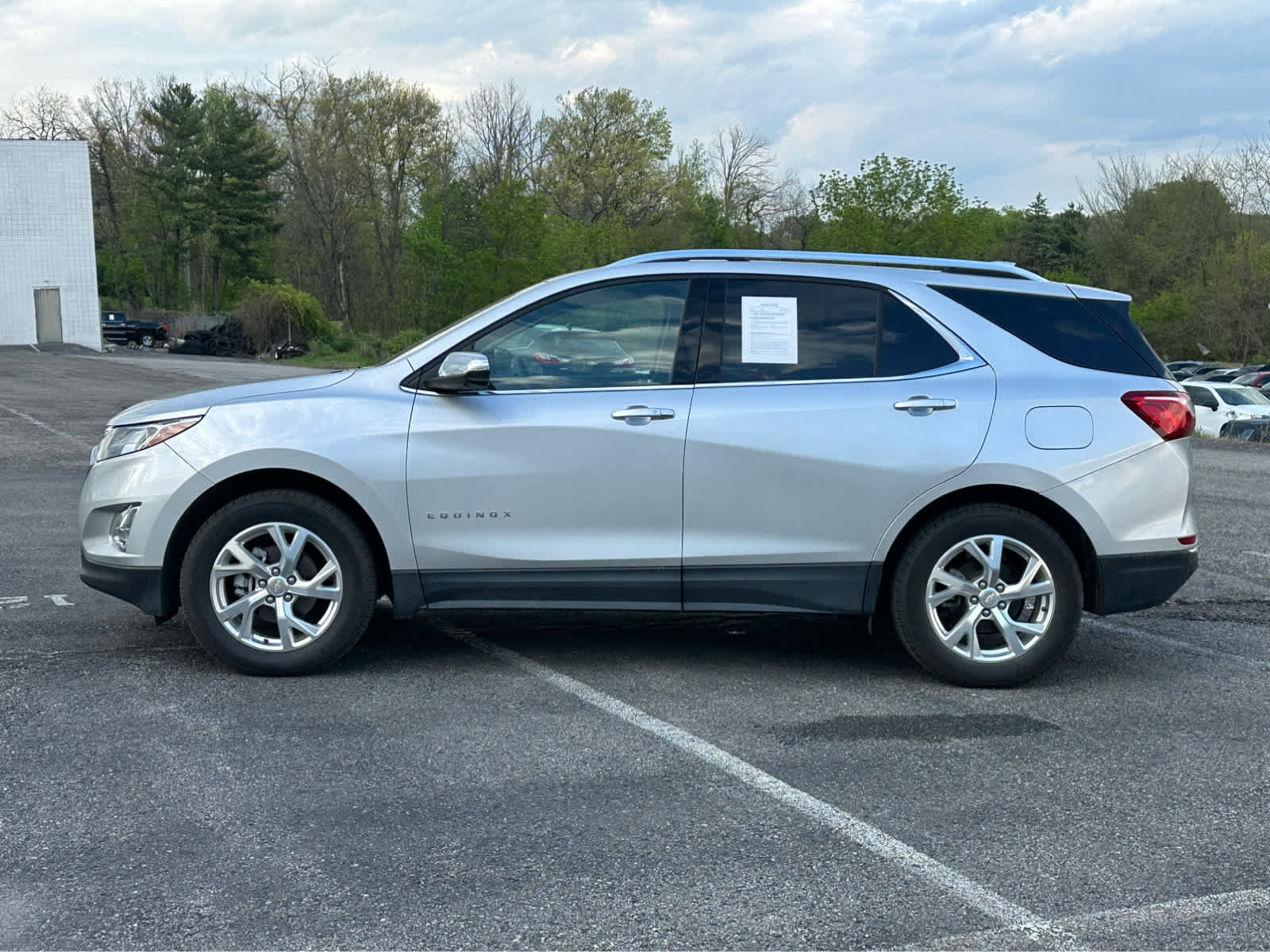 Used 2021 Chevrolet Equinox Premier AWD/4WD image 4