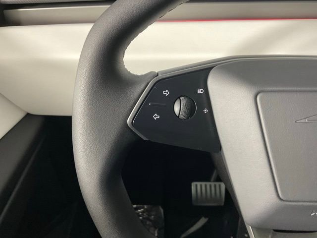 Used 2024 Tesla Cybertruck AWD Crew Cab image 22