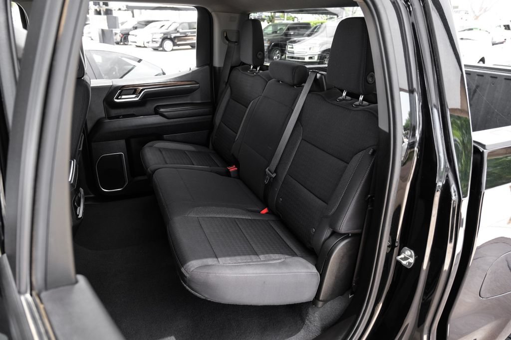 Used 2023 Chevrolet Silverado 1500 RST w/ Redline Edition AWD/4WD image 40