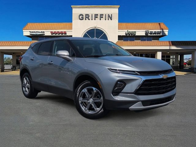 Used 2023 Chevrolet Blazer LT w/ LPO, Floor Liner Package image 2
