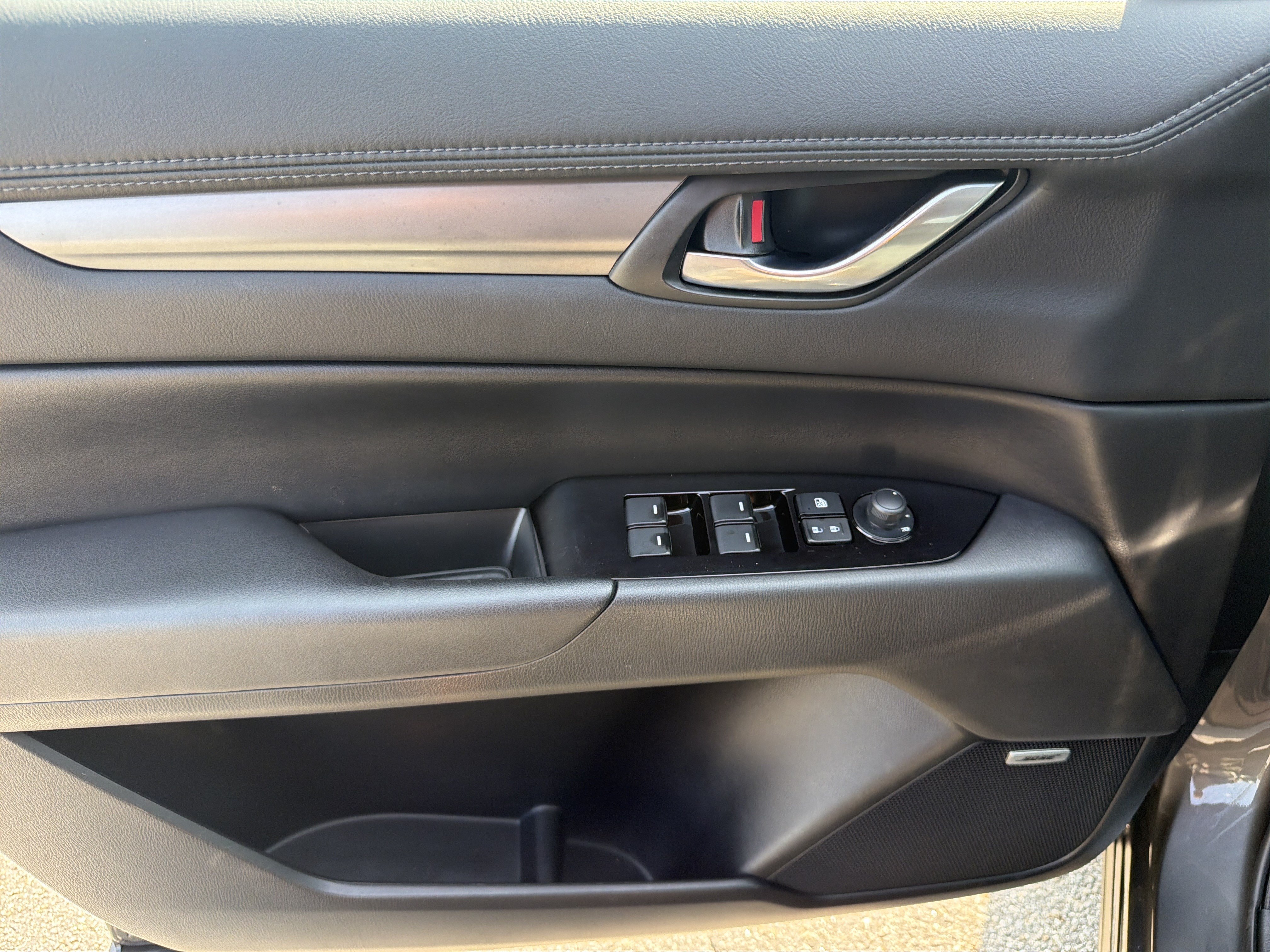 Used 2019 MAZDA CX-5 Touring FWD image 19