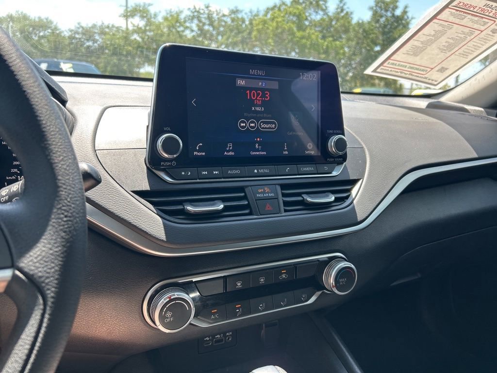 Used 2022 Nissan Altima 2.5 SV FWD image 32