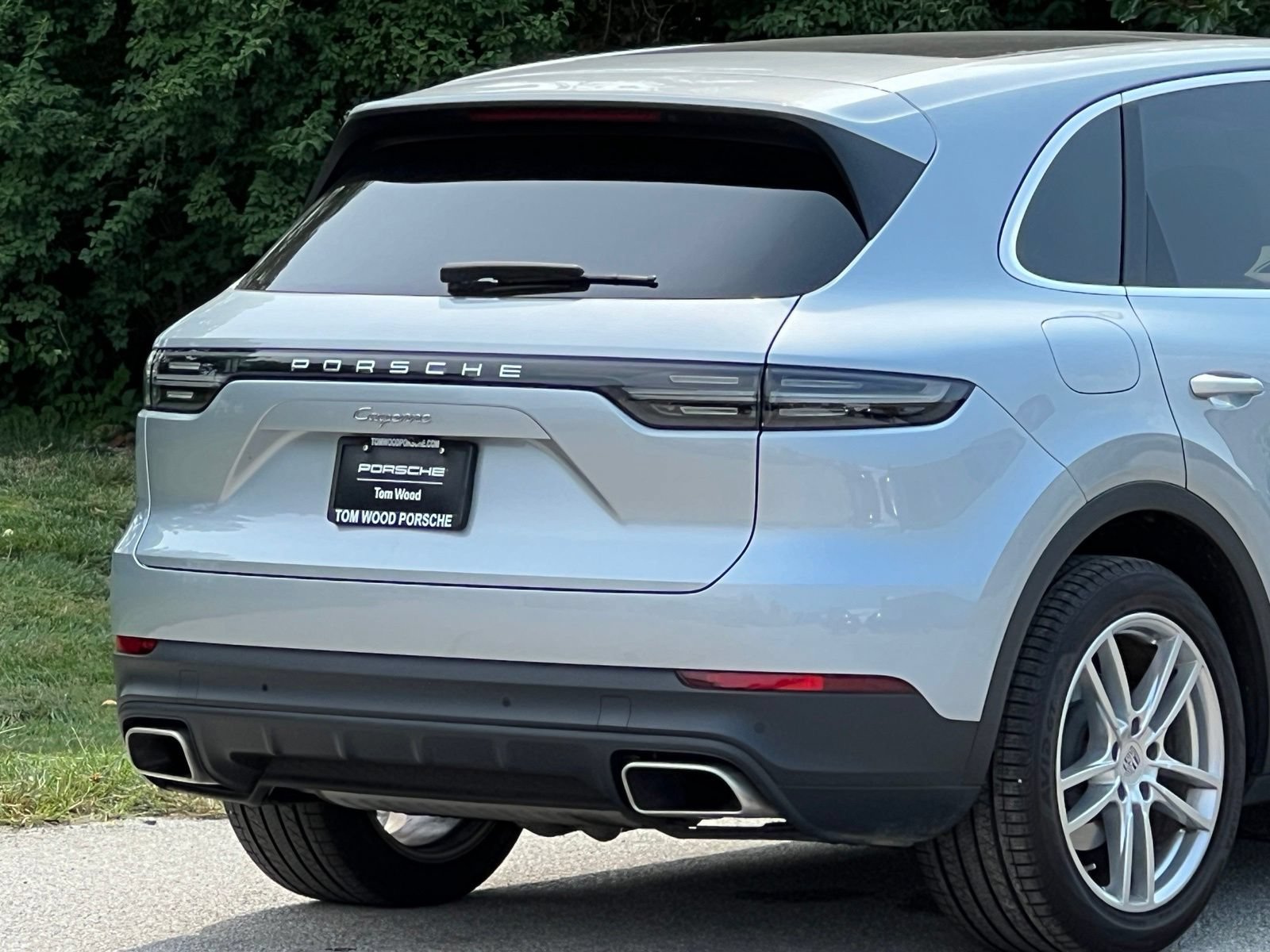 Certified 2023 Porsche Cayenne AWD/4WD image 9