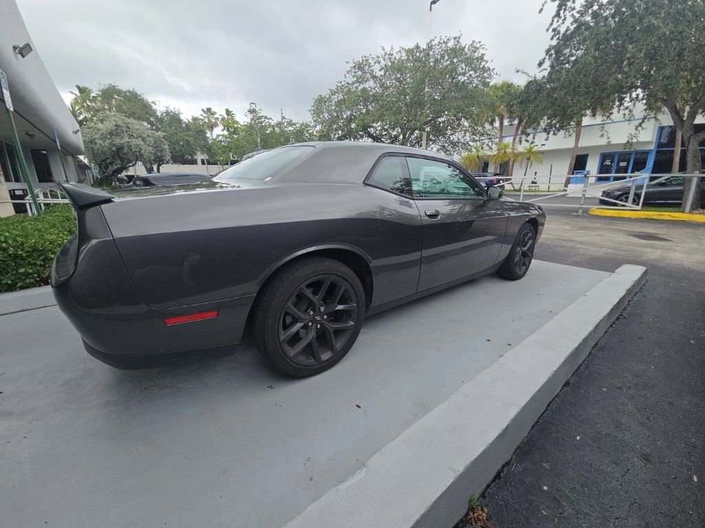 Used 2020 Dodge Challenger SXT w/ Blacktop Package RWD image 6