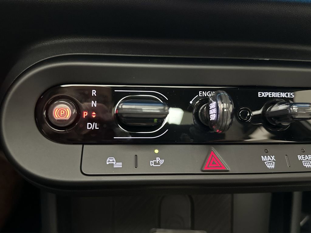 New 2025 MINI Cooper 4-Door Hardtop FWD image 21