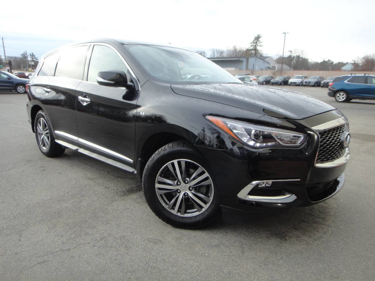 Used 2019 INFINITI QX60 Pure AWD/4WD image 3