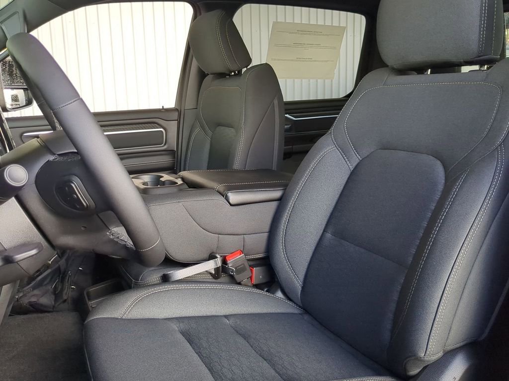 New 2026 RAM 1500 4x4 Crew Cab image 6