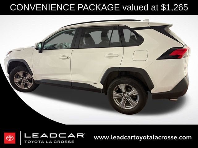 Used 2022 Toyota RAV4 XLE w/ Convenience Package AWD/4WD image 2