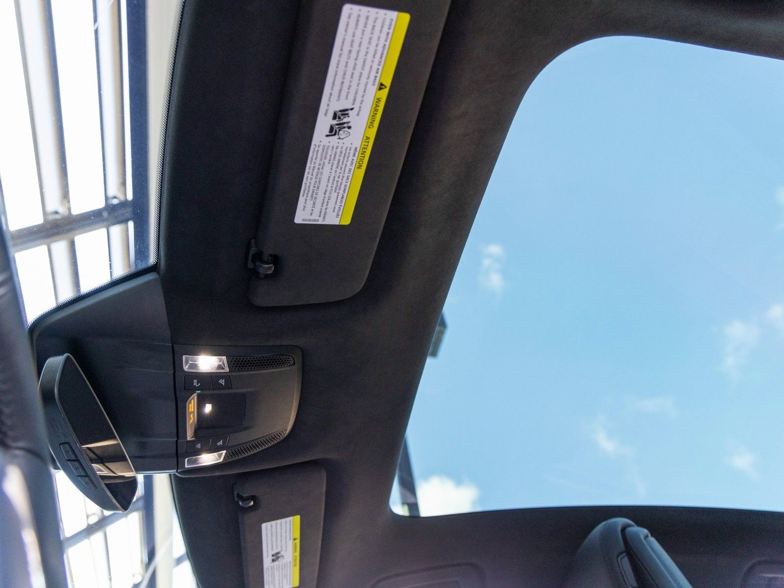 Certified 2025 Porsche Taycan GTS image 30