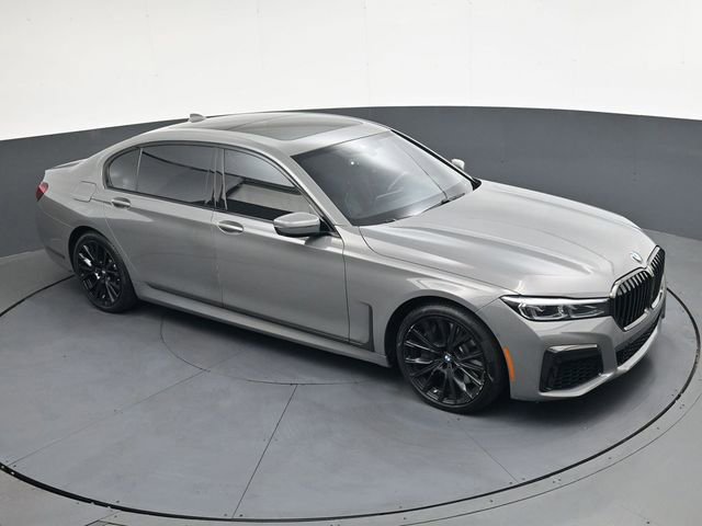 Used 2022 BMW 750i xDrive w/ Executive Package image 25