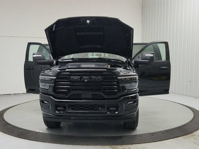 New 2026 RAM 2500 Laramie AWD/4WD image 10