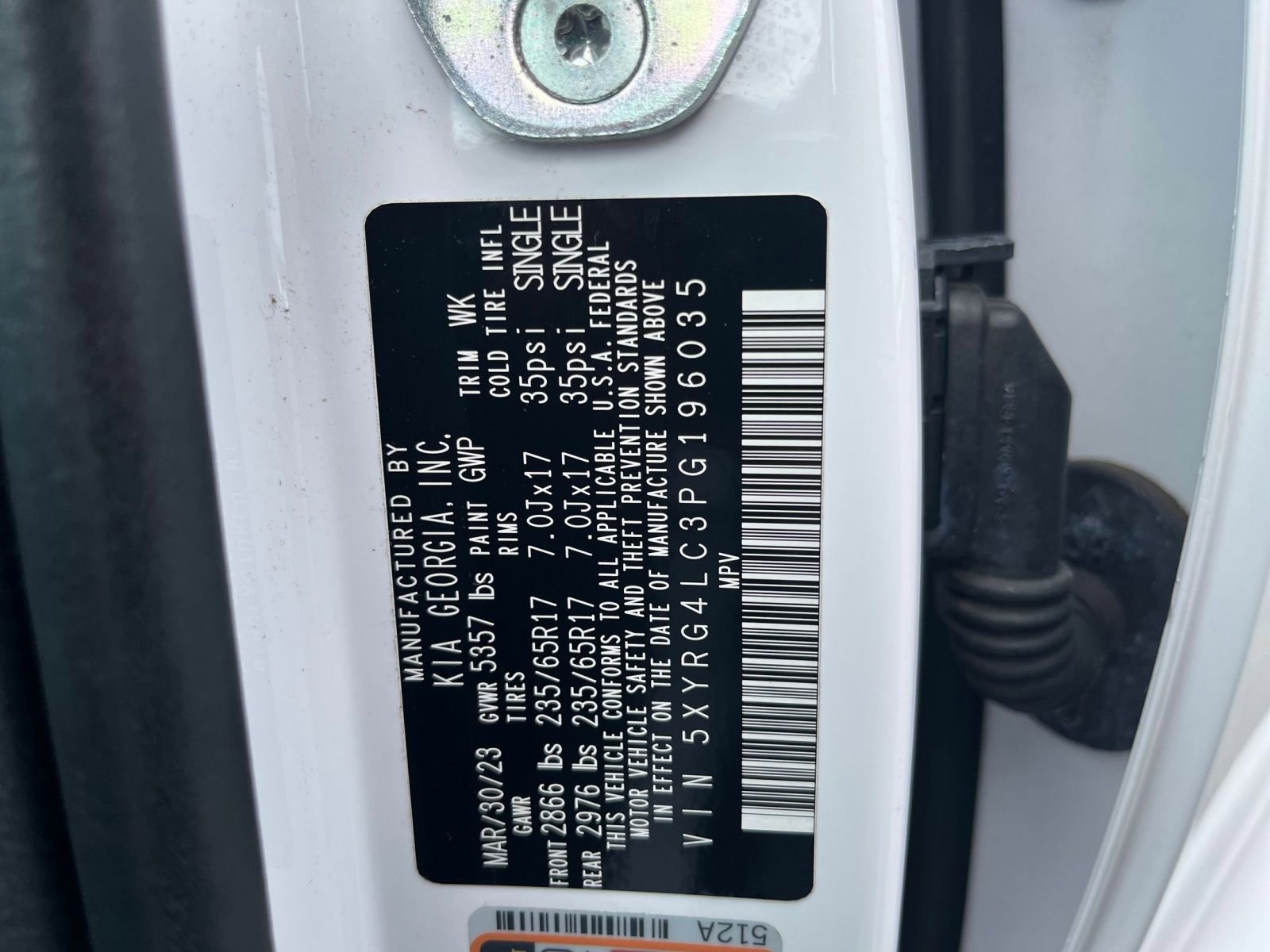 Used 2023 Kia Sorento LX image 30