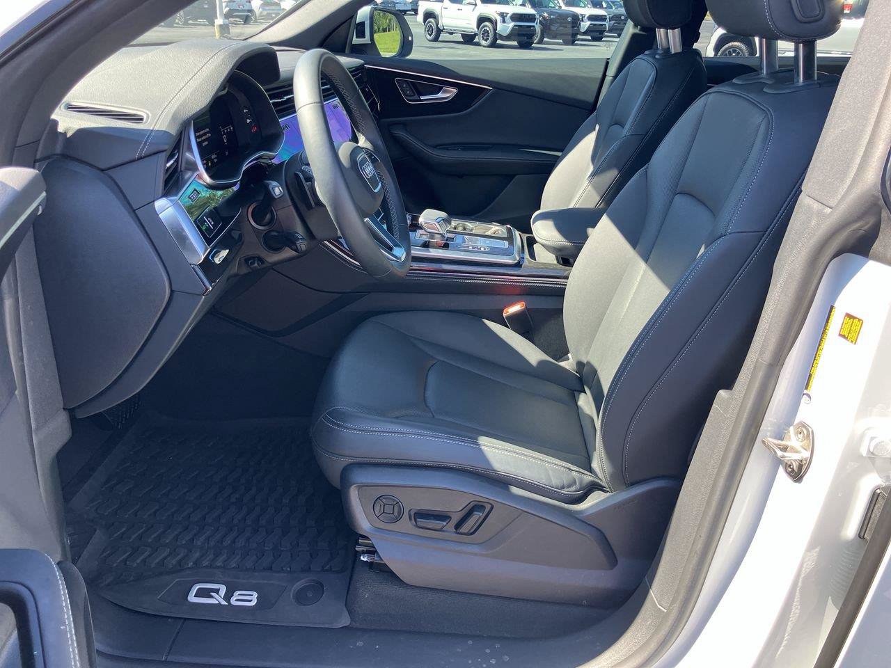 Used 2026 Audi Q8 Premium Plus AWD/4WD image 15