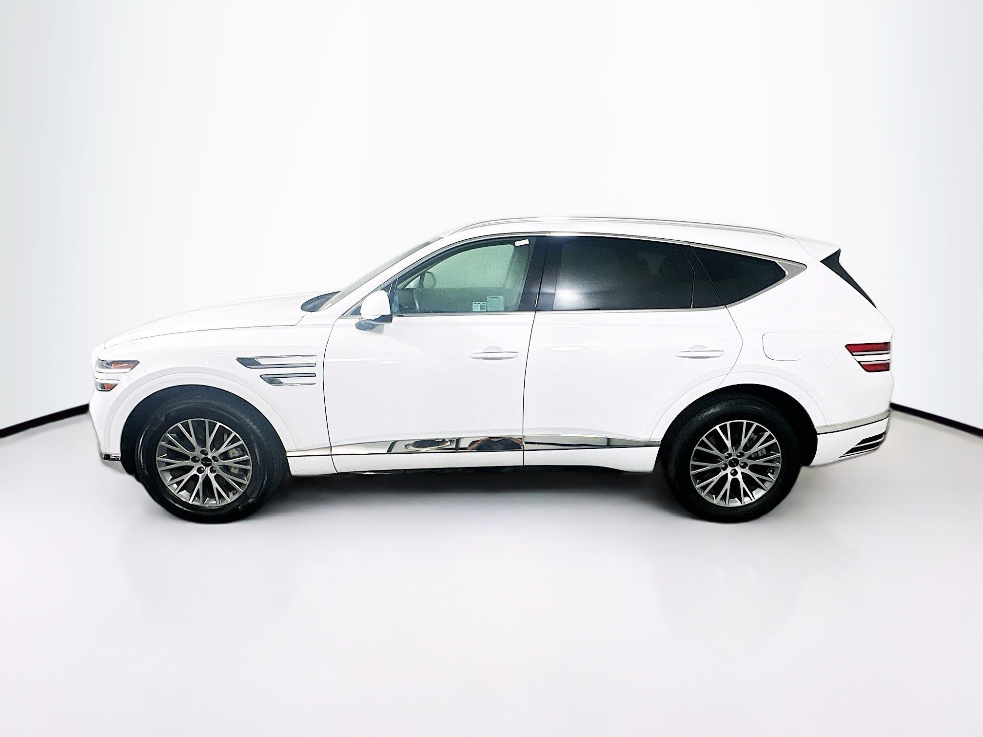 Used 2025 Genesis GV80 2.5T Standard AWD/4WD image 4