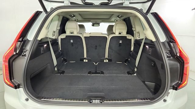 New 2026 Volvo XC90 T8 Ultra w/ Protection Package AWD/4WD image 44