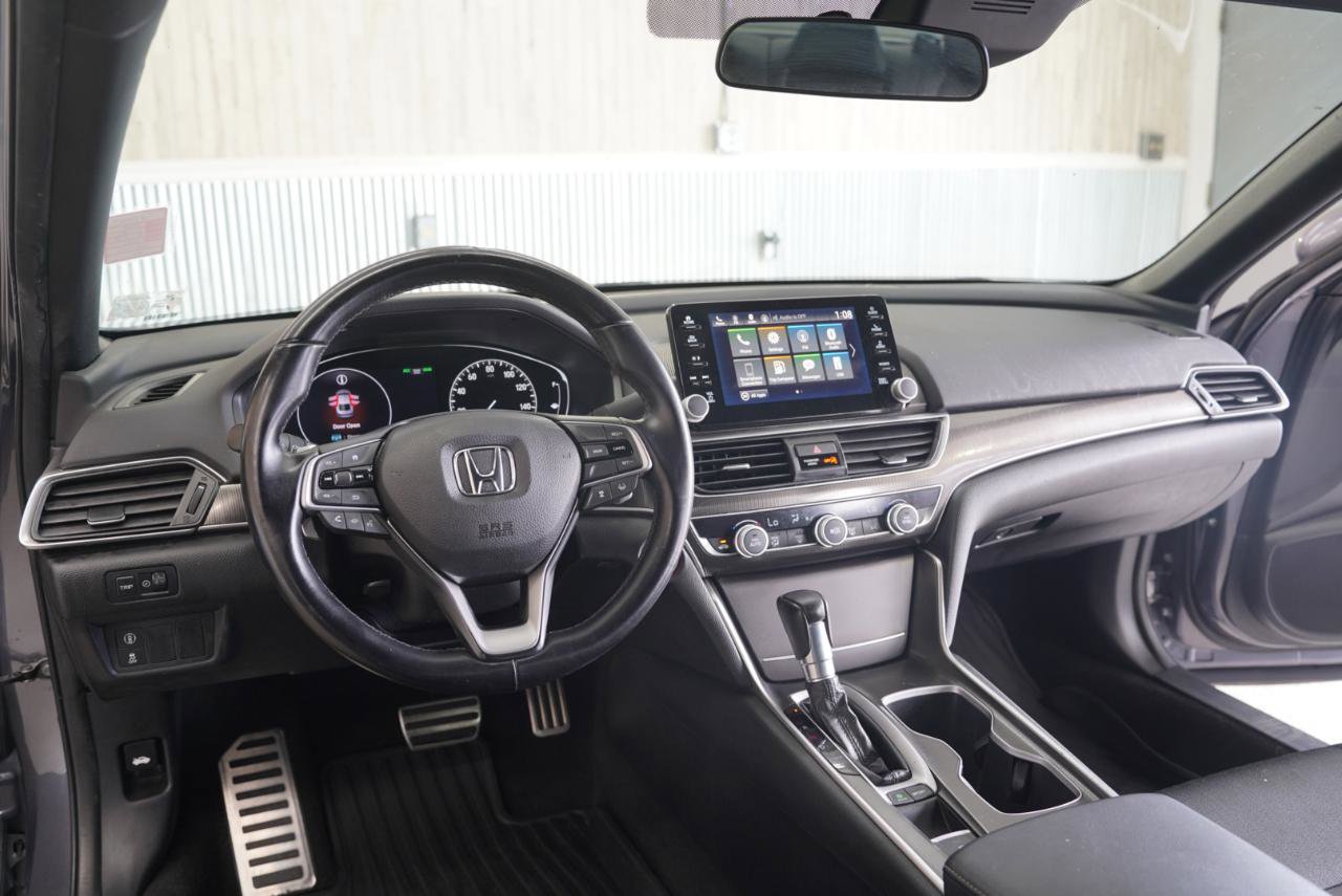 Used 2018 Honda Accord Sport image 11