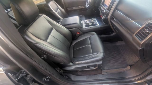Used 2021 Ford Expedition Max XLT image 19