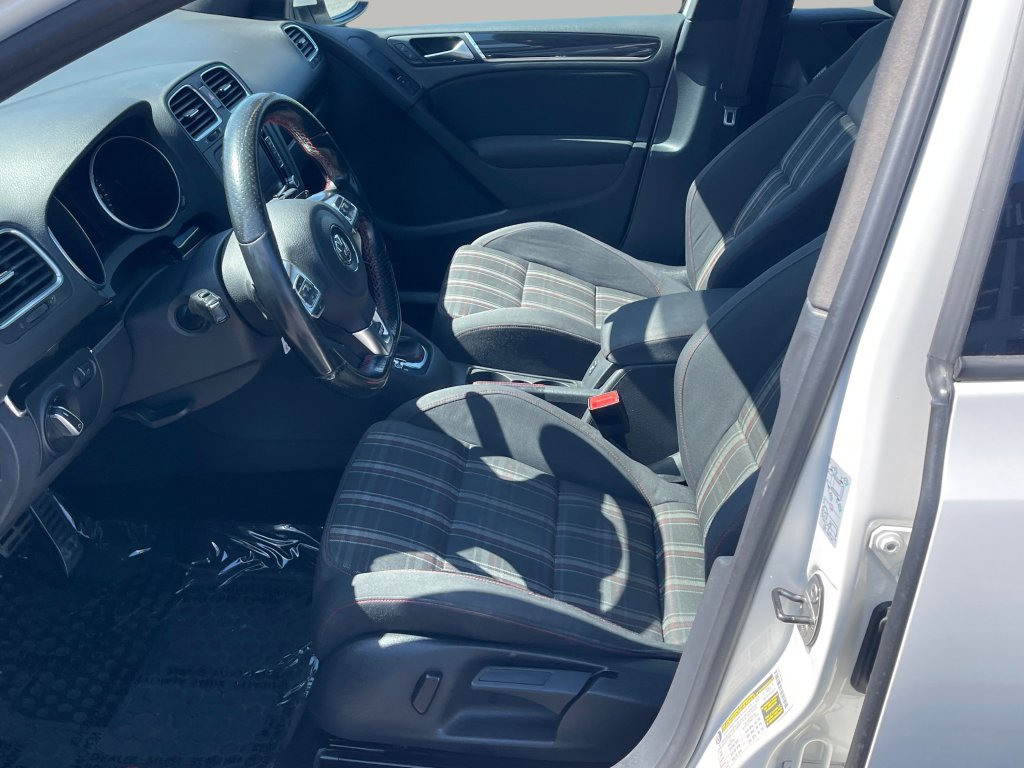 Used 2011 Volkswagen GTI Autobahn image 19
