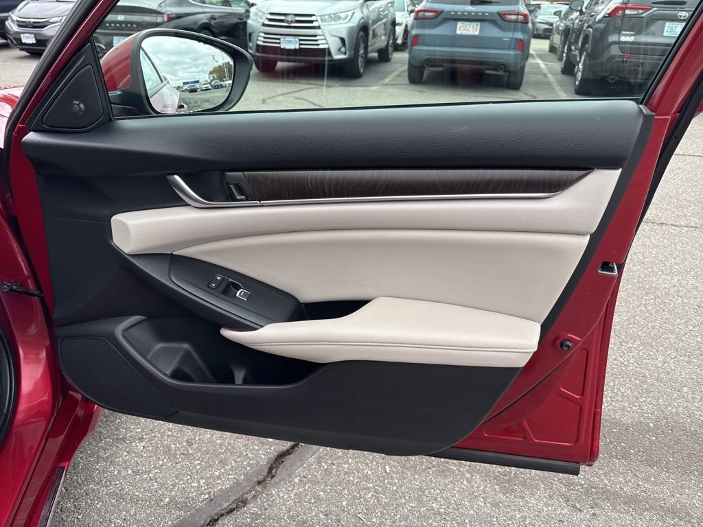 Used 2019 Honda Accord EX-L image 28