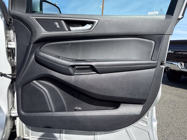 Used 2019 Ford Edge SEL w/ Equipment Group 201A AWD/4WD image 11
