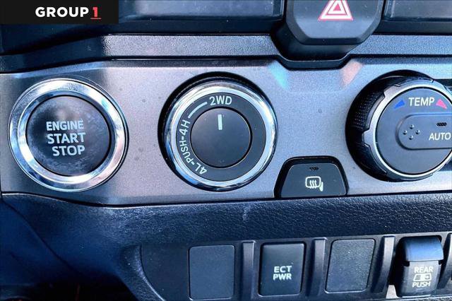 Certified 2023 Toyota Tacoma TRD Off-Road AWD/4WD image 35