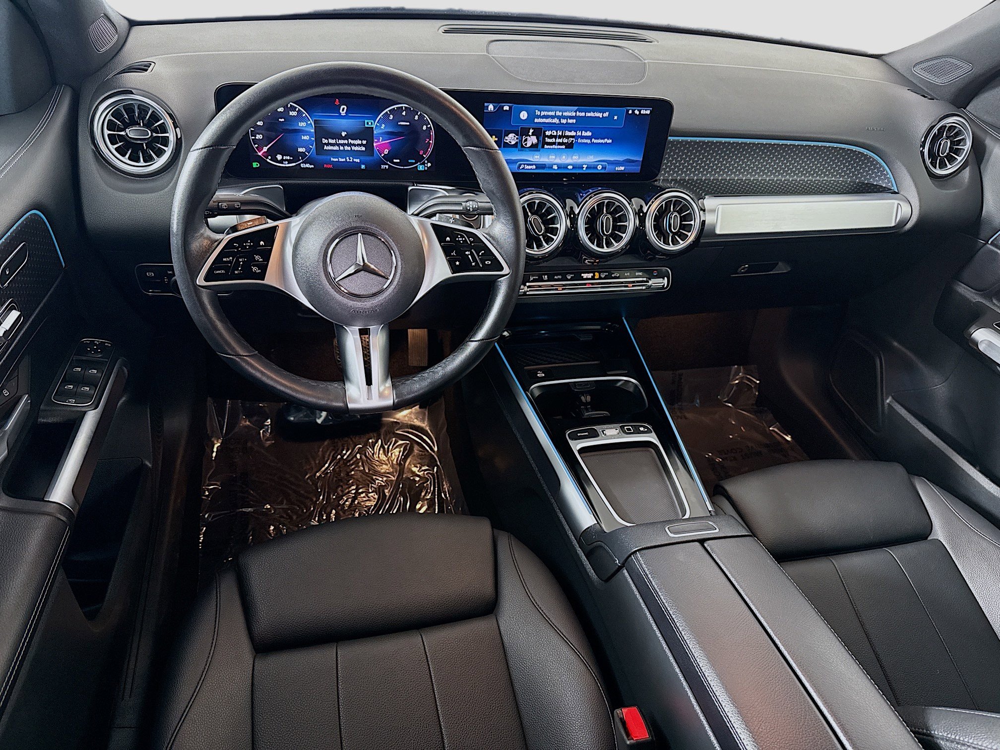 Used 2025 Mercedes-Benz GLB 250 image 17