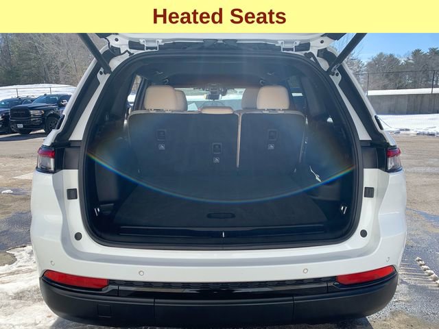 Used 2023 Jeep Grand Cherokee Limited w/ Luxury Tech Group II image 10