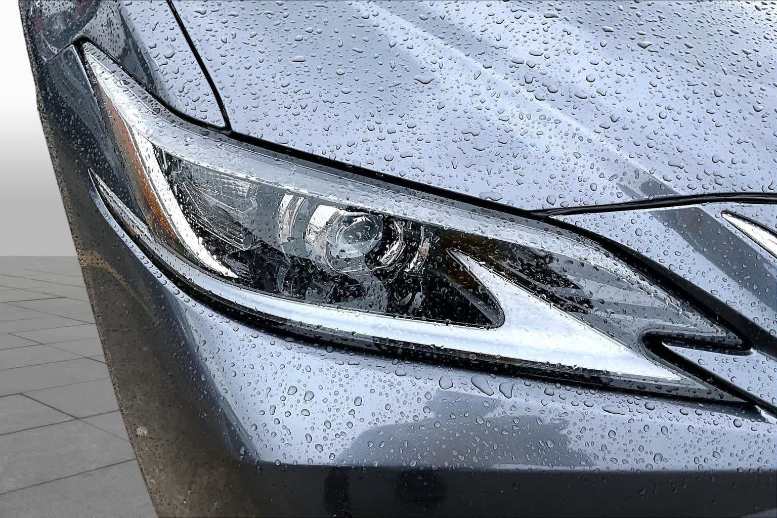 Used 2022 Lexus ES 350 w/ Premium Package FWD image 28
