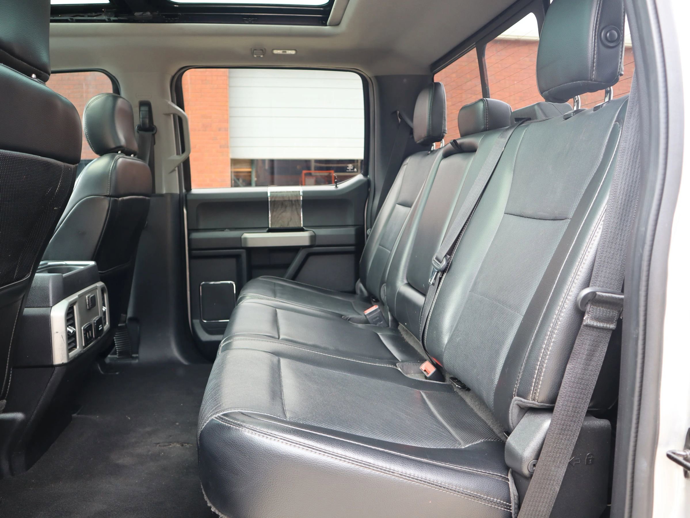 Used 2018 Ford F250 Lariat w/ Lariat Ultimate Package image 29