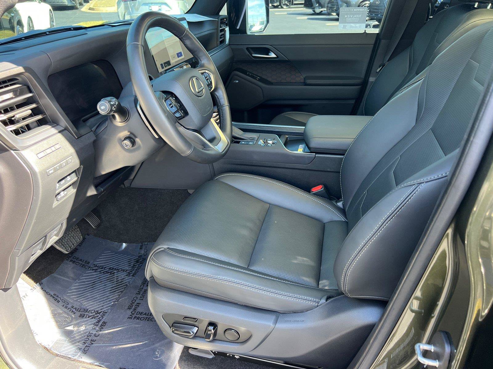 Certified 2025 Lexus GX 550 w/ Cold Area Package AWD/4WD image 9