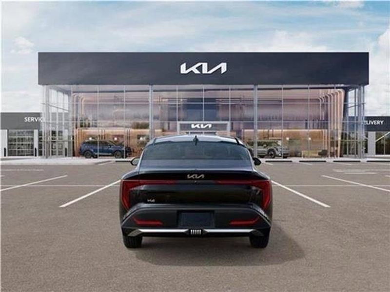 New 2025 Kia K4 LX image 32