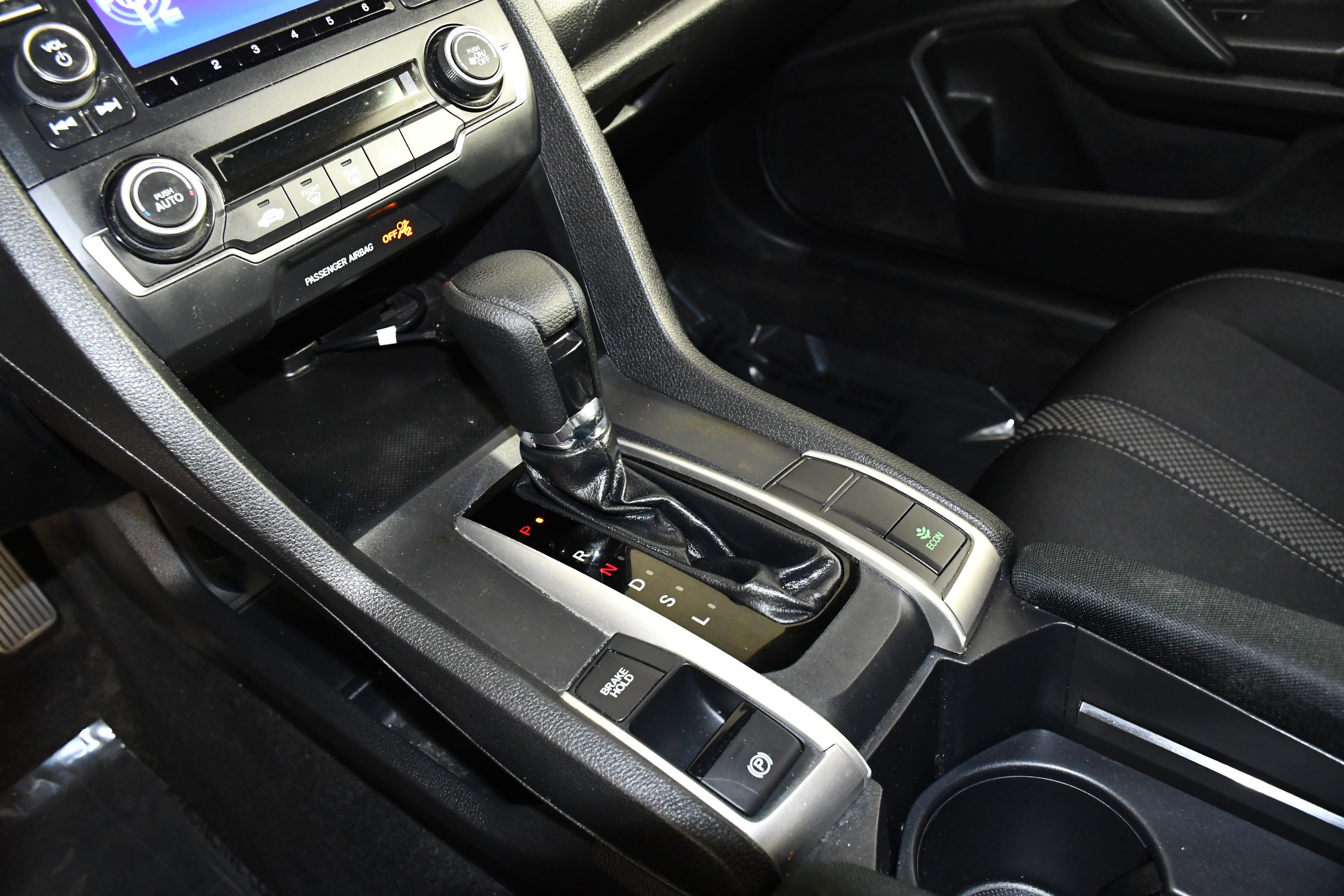 Used 2020 Honda Civic LX image 29