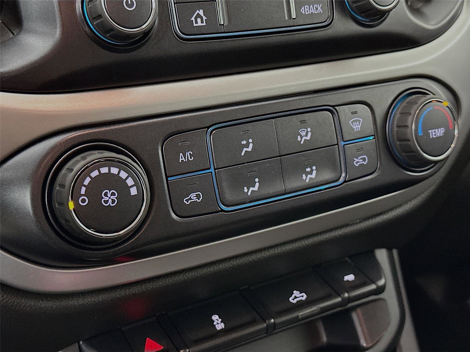 Used 2019 Chevrolet Colorado LT image 16