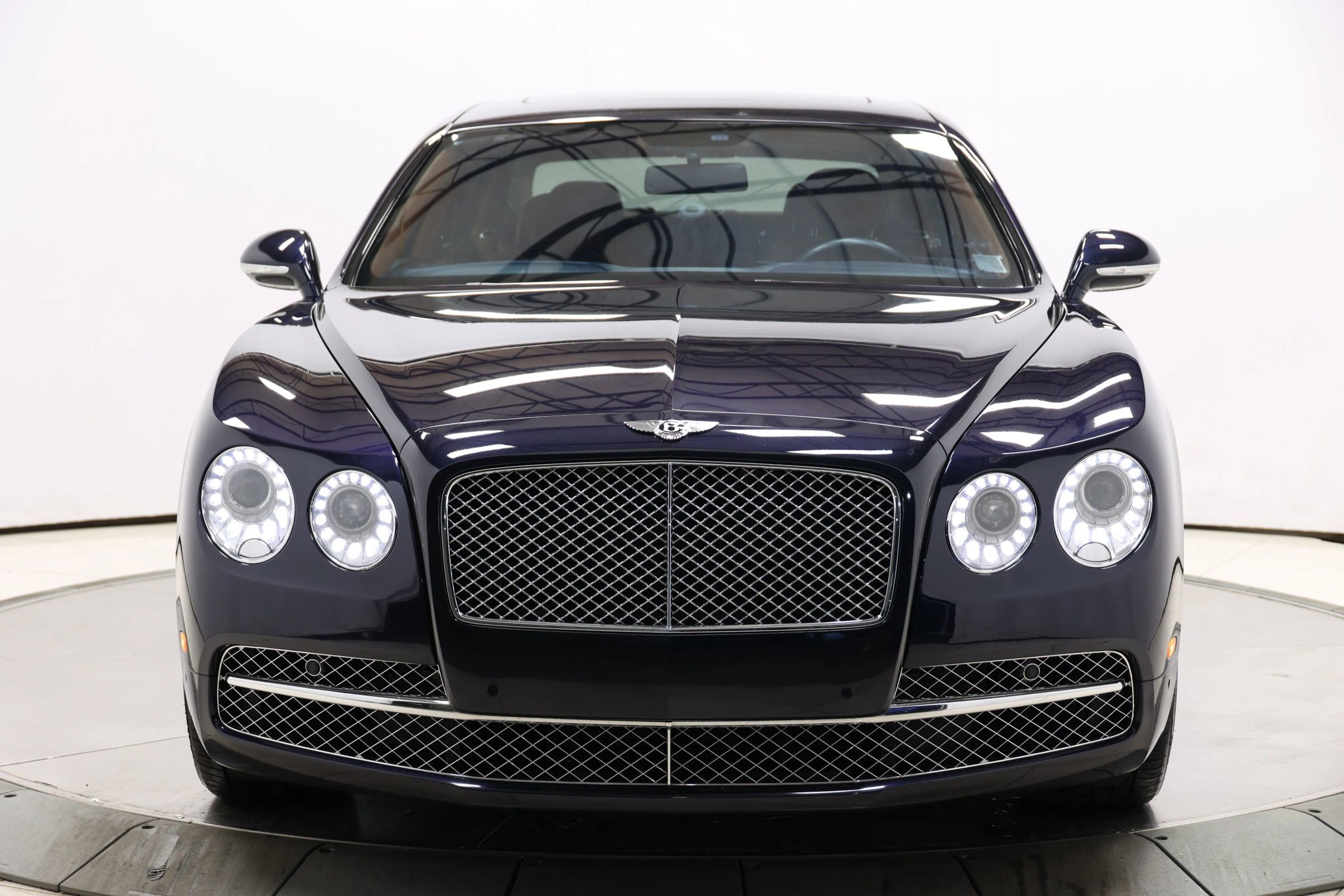 Used 2014 Bentley Flying Spur W12 image 95