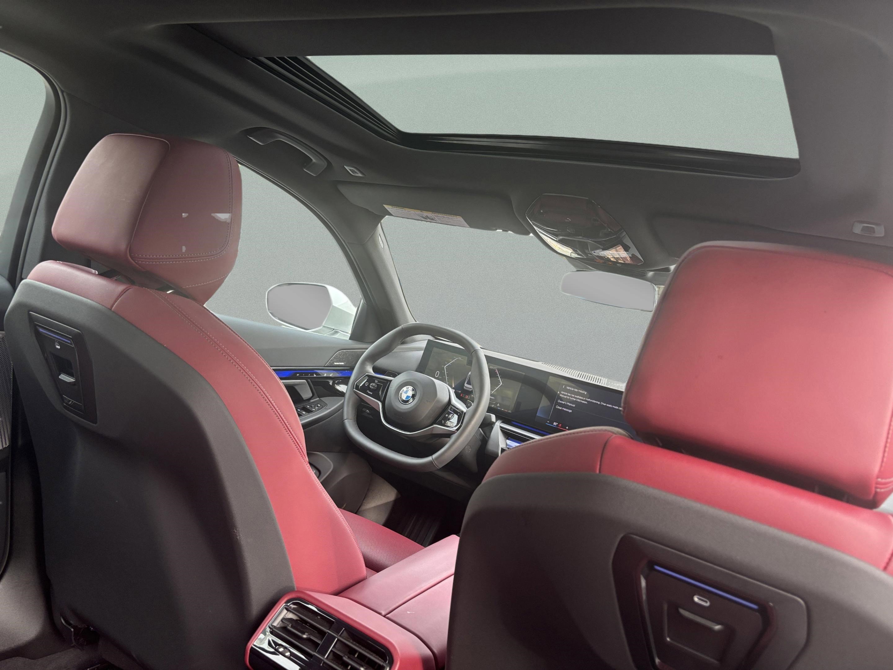 Used 2025 BMW 540i xDrive image 31