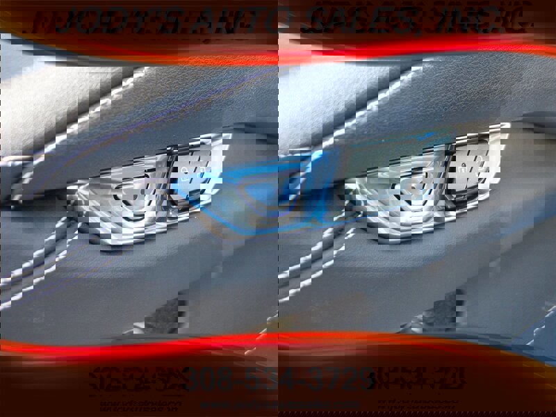 Used 2022 Chevrolet Corvette Stingray Coupe w/ Engine Appearance Package image 7