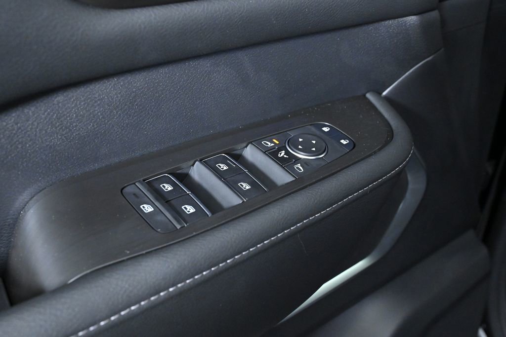 New 2025 Nissan Armada Platinum Reserve image 19