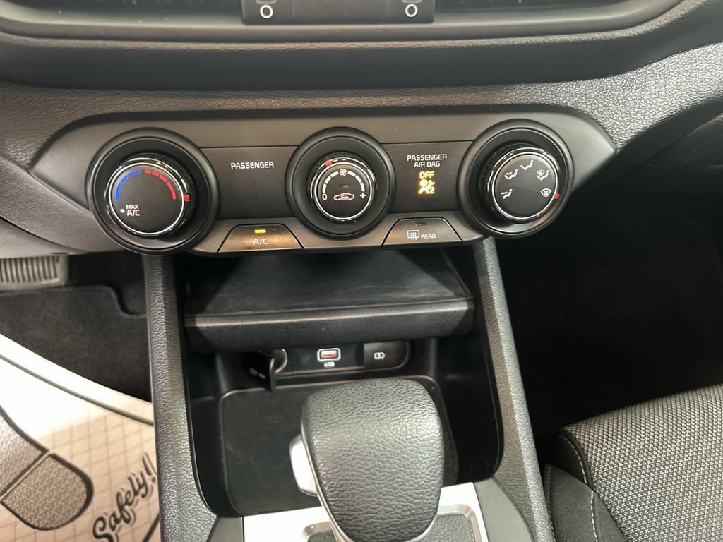 Certified 2024 Kia Forte LXS FWD image 16