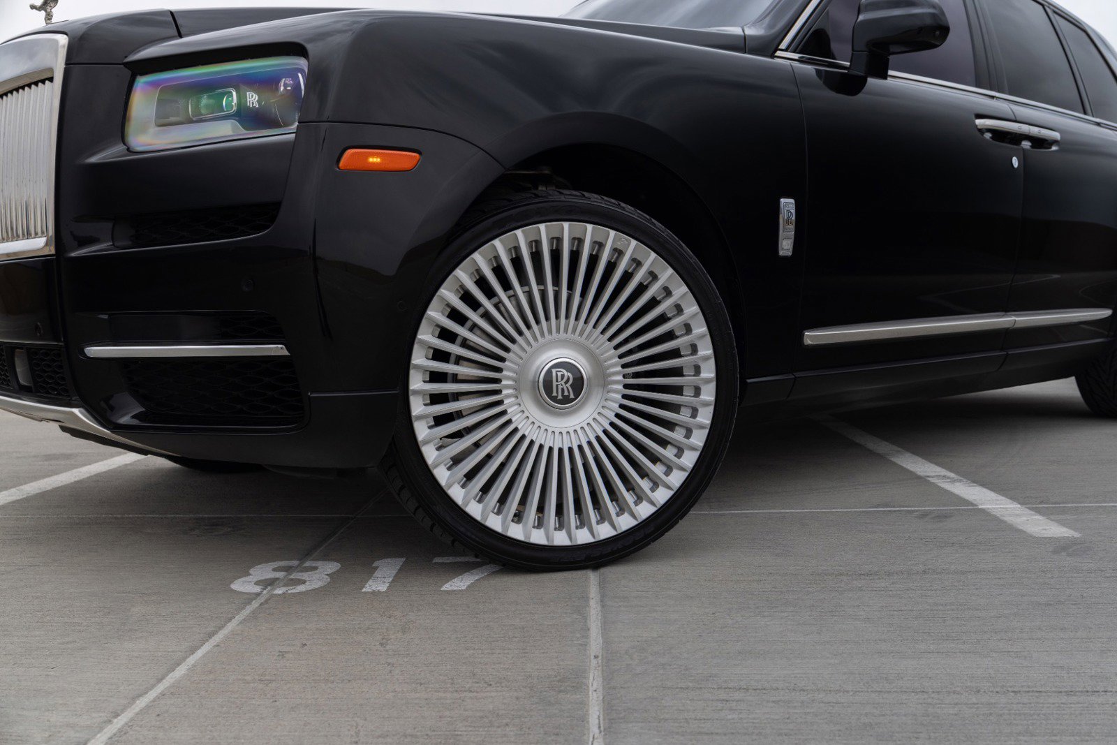 Used 2021 Rolls-Royce Cullinan image 13